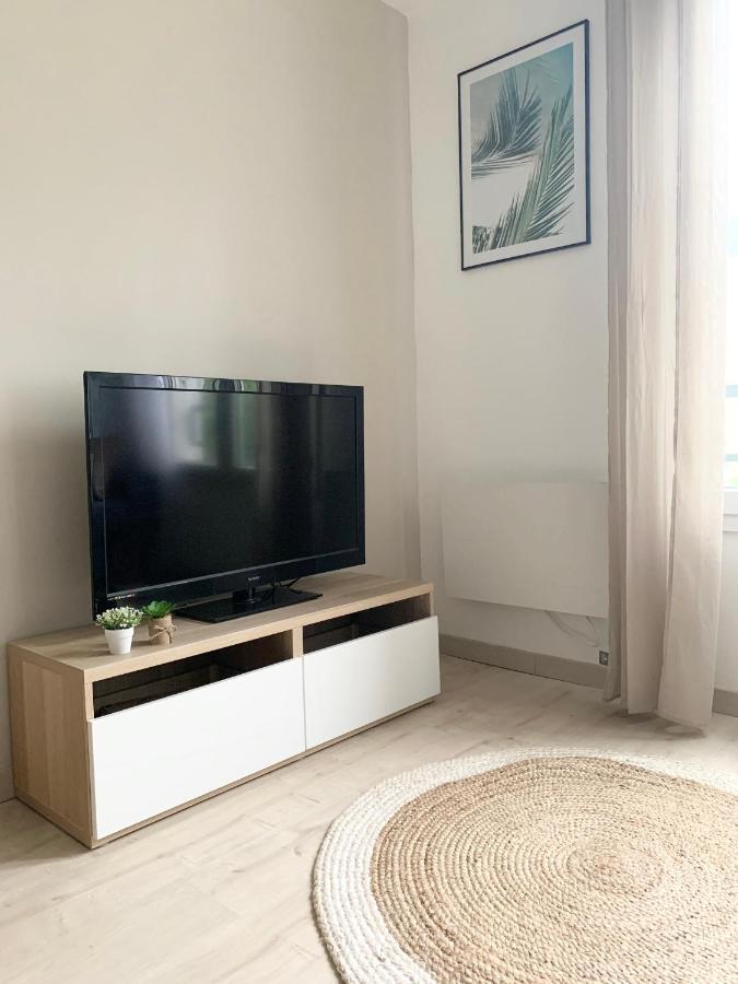 Studio 30M2 - Au Pied De La Gare - Parking Cergy Εξωτερικό φωτογραφία